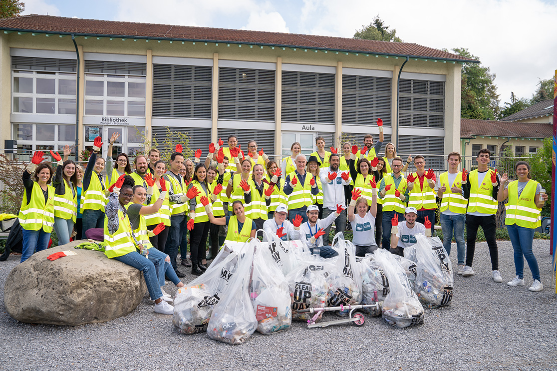 clean-up-day-2018-car1